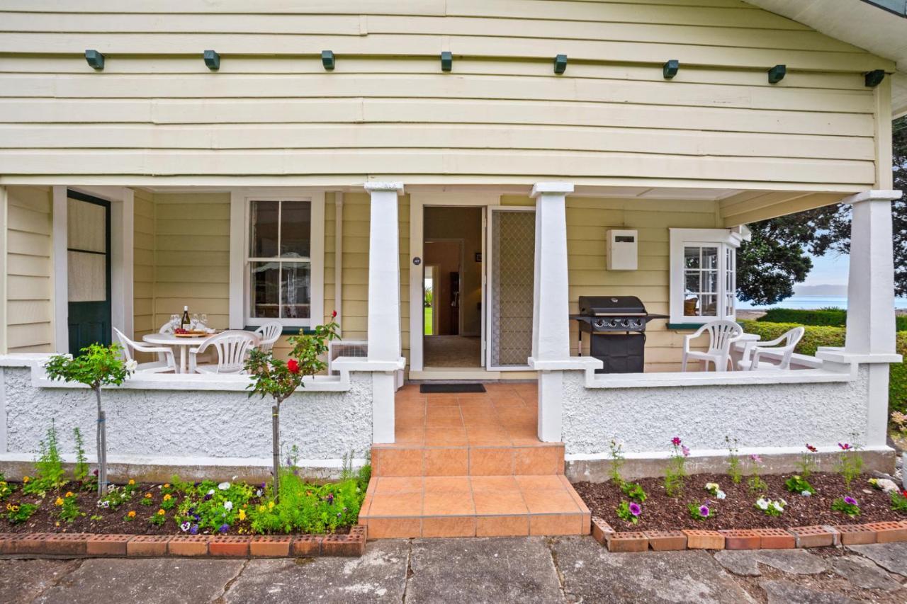 Whare Nui On Rennie - Thames Holiday Home Exterior photo