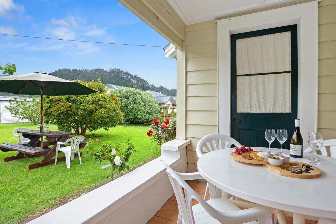 Whare Nui On Rennie - Thames Holiday Home Exterior photo